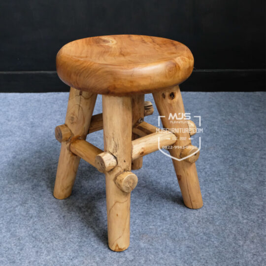 kursi stool jati antik